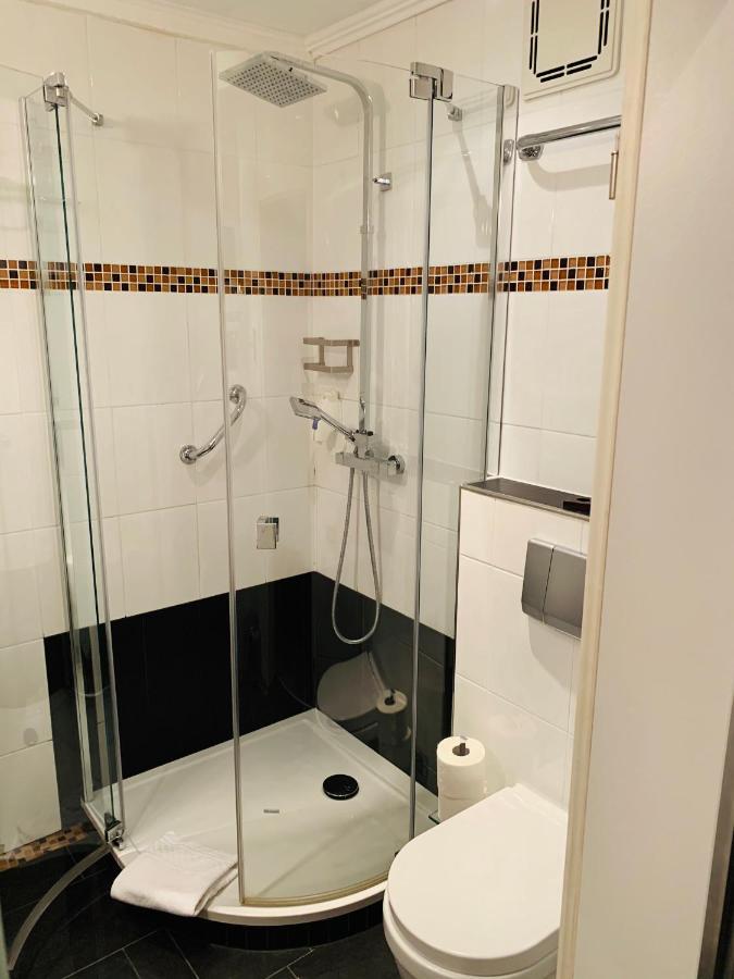 Schlosshotel Landstuhl Luaran gambar